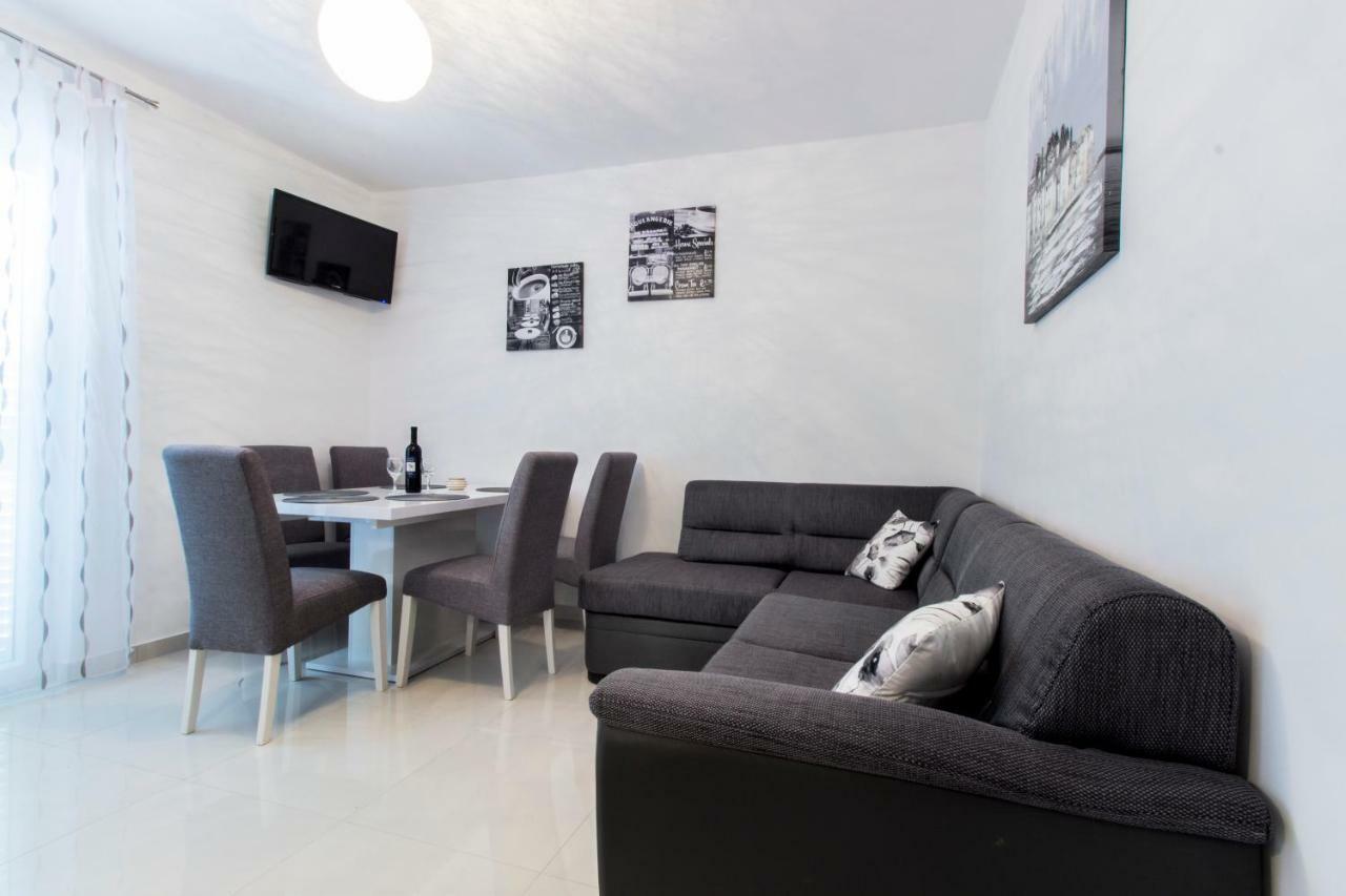 Grebaštica Apartmani Vesna מראה חיצוני תמונה